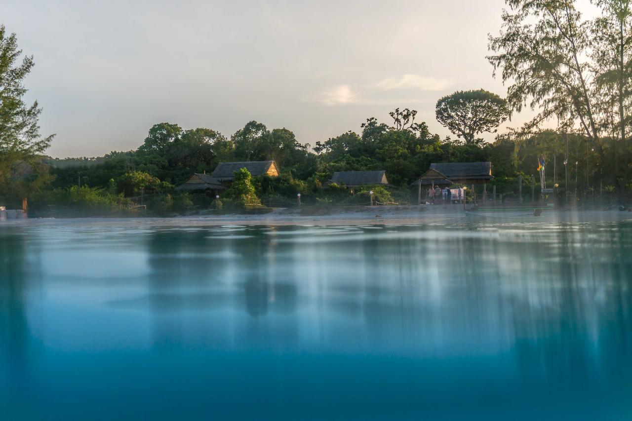 קו רונג סנלואם Royalretreat Resort מראה חיצוני תמונה